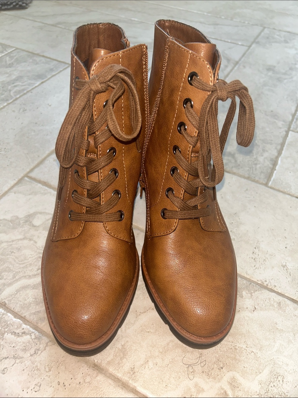 Naturalizer Brown Lace-Up with Zipper Ankle Boots -Excellent Condition